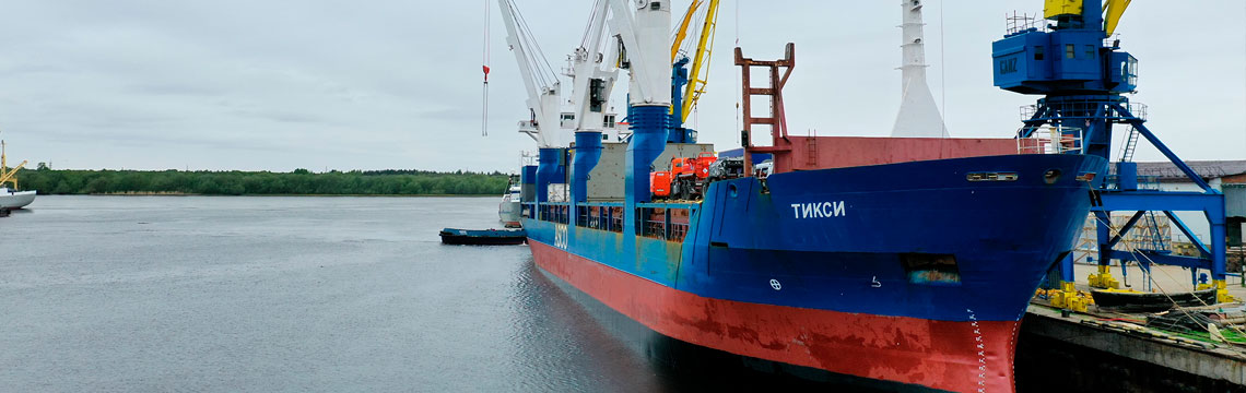 Судно Тикси вид 3